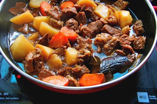 瓢瓜可以炖牛肉吃吗视频,家常美味新尝试
