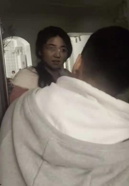 女人打拳吃瓜视频,打拳吃瓜两不误，网络热议沸腾