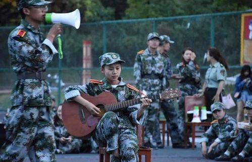 探长吃瓜军训跳舞视频完整版,揭秘军训跳舞视频完整版幕后故事