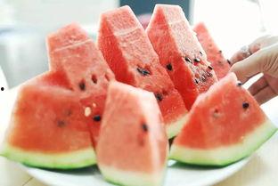 琼海海桂吃瓜事件视频,一场引发热议的网络视频风波